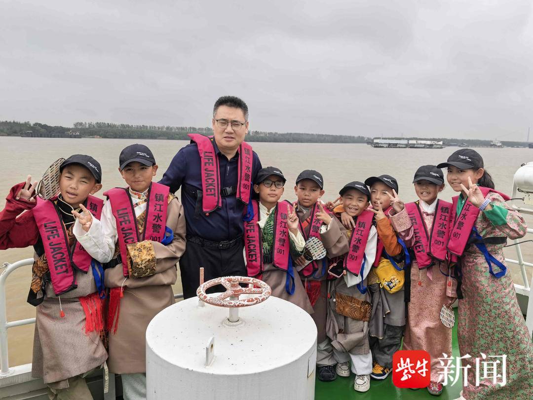 “叔叔是江苏的<strong></p>
<p>虚拟币的经营模式</strong>，将来一定带你们去看看！”镇江警官不忘承诺，四次组织近百名藏区学子来苏研学