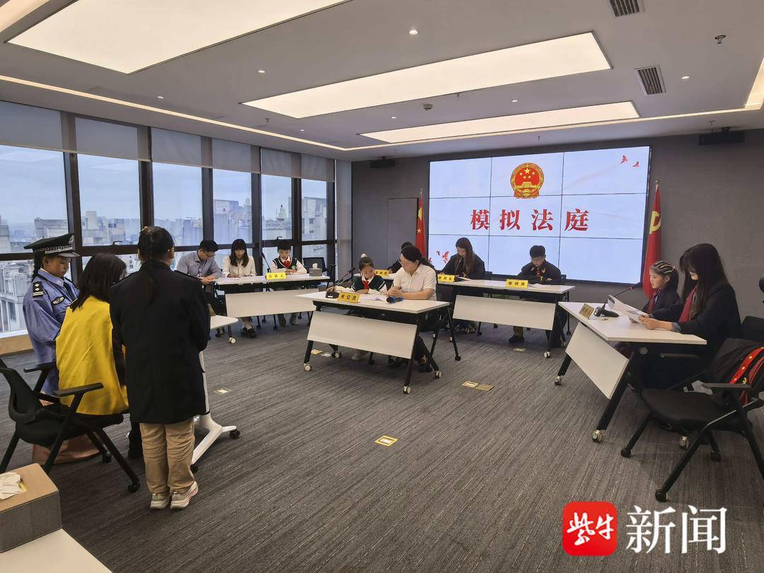 “叔叔是江苏的<strong></p>
<p>虚拟币的经营模式</strong>，将来一定带你们去看看！”镇江警官不忘承诺，四次组织近百名藏区学子来苏研学