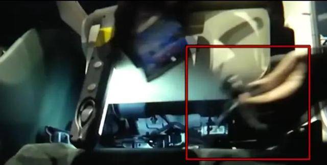 男子花30多万买了辆小米YU7 Pro<strong></p>
<p>虚拟币的经营模式</strong>,主驾下方出现不知名零件!