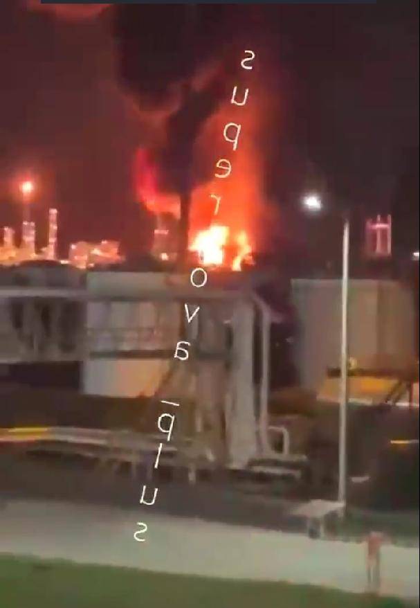 匈牙利爆炸<strong></p>
<p>招聘虚拟币运营</strong>,罗马尼亚爆炸,乌克兰史上最大导弹突袭,比俄军还狠