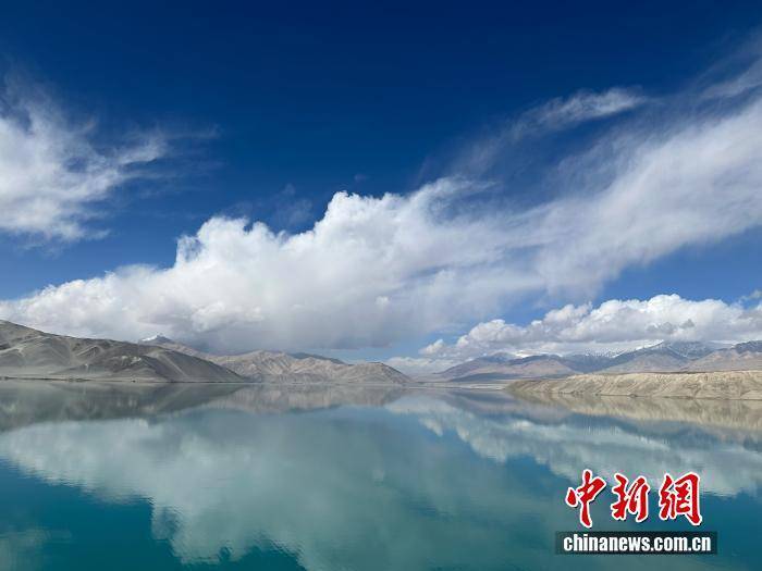 台湾IP涌入《没出息》评论区：<strong></p>
<p>招聘虚拟币运营</strong>我在台湾我要回家