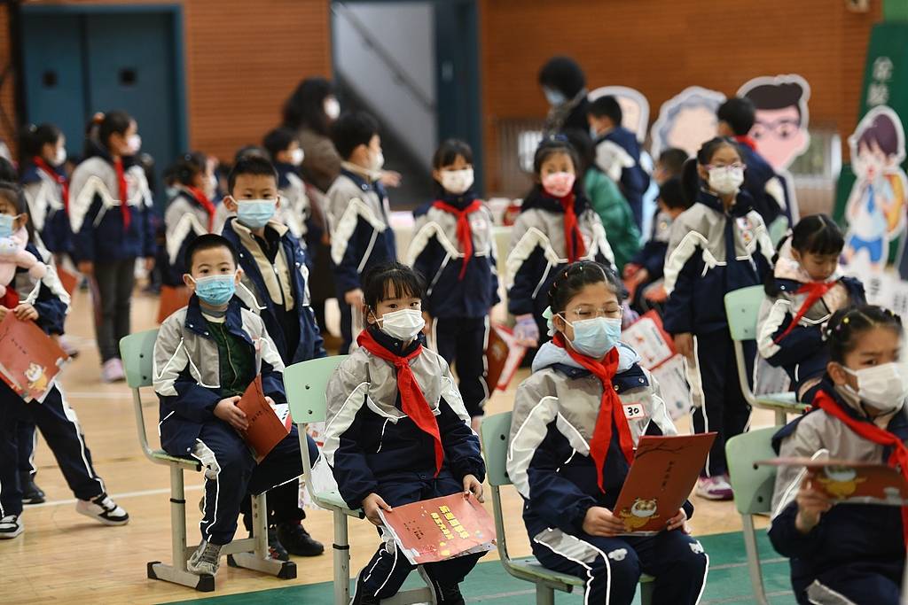 教育部严禁频繁考试<strong></p>
<p>招聘虚拟币运营</strong>,小学生快被“考考考”搞疯了