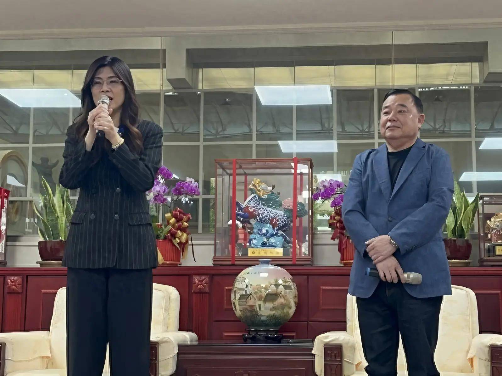 公然与郑丽文九二共识唱反调<strong></p>
<p>招聘虚拟币运营</strong>?国民党中央:亲美 友日 和陆路线不变