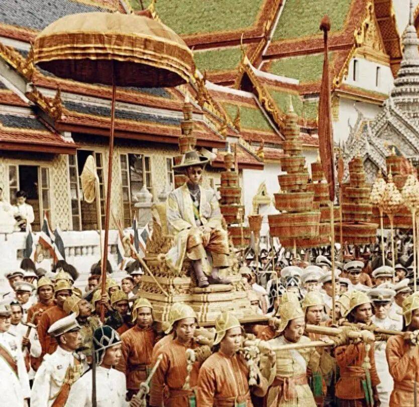 泰国王太后诗丽吉去世<strong></p>
<p>雷达币四虚拟货币</strong>,留下19顶奢华王冠和她的传奇一生