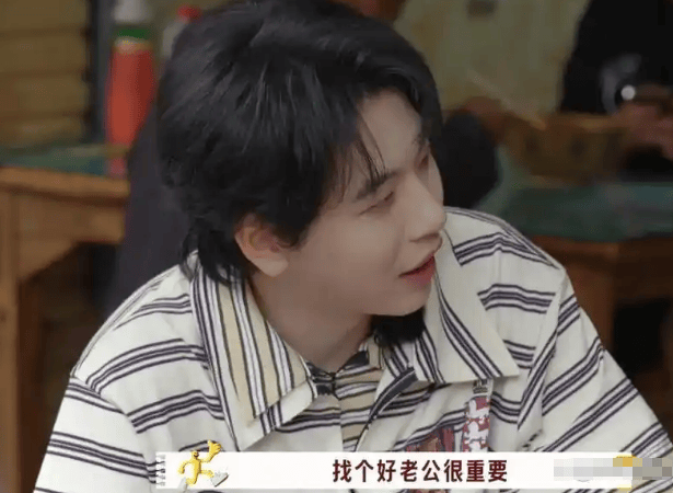 考古 | 唐嫣自曝与罗晋分居<strong></p>
<p>雷达币四虚拟货币</strong>,两岁女儿全靠外公带!恩爱夫妻也有烦恼?