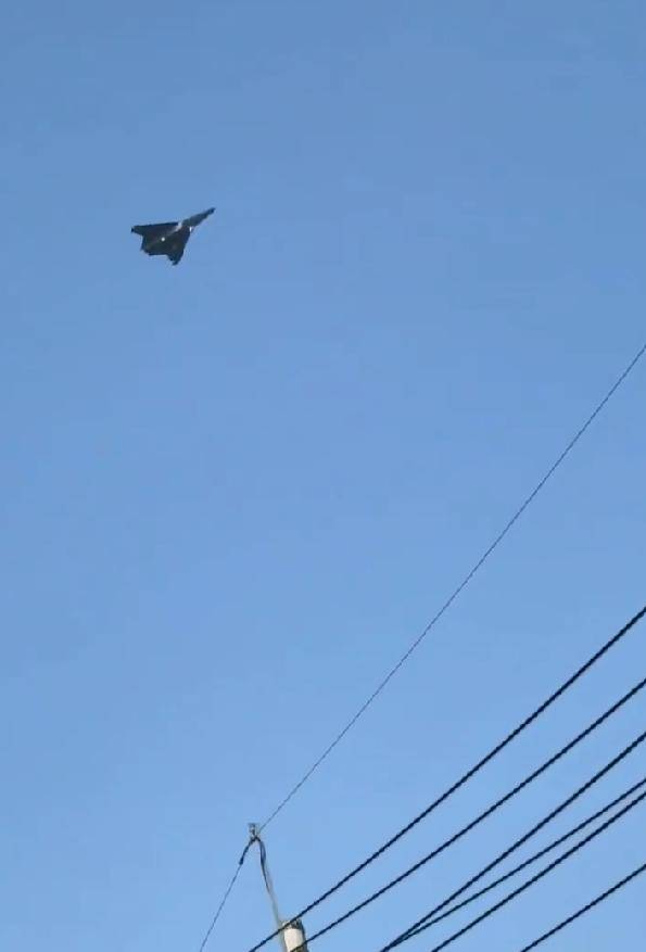 无空速管<strong></p>
<p>甘肃虚拟币挖矿</strong>,疑似第二架歼-50:美国精神胜利法,新六代机东亚决战