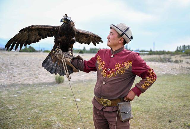 青年说 | 到中亚<strong></p>
<p>甘肃虚拟币挖矿</strong>,奔赴一场激动人心的“探秘”