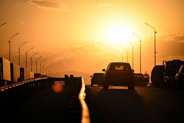 青年说 | 到中亚<strong></p>
<p>甘肃虚拟币挖矿</strong>,奔赴一场激动人心的“探秘”