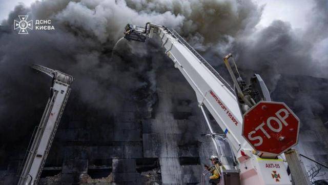 俄军一周2600多次袭击<strong></p>
<p>甘肃虚拟币挖矿</strong>,红军城万名乌军被围,泽连斯基绝望反击