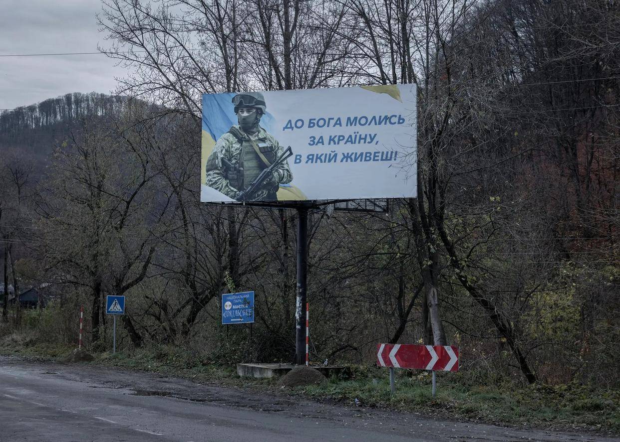 红军城大势已去<strong></p>
<p>虚拟币</strong>,乌军士兵倒戈投俄后,公开宣布泽连斯基才是乌克兰的敌人