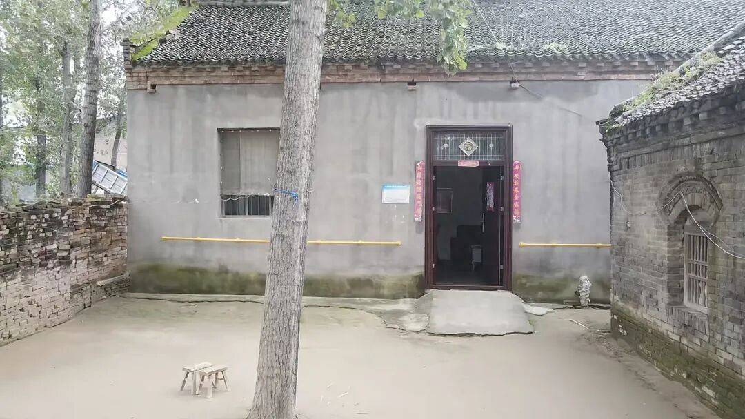 河南66岁大爷500平院子凭 “极致干净” 成网红打卡点<strong></p>
<p>虚拟币</strong>,网友来时他满脸笑容带进参观