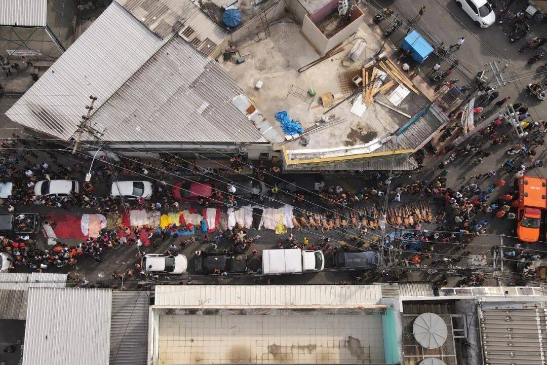 巴西强力“剿匪”!里约热内卢警匪激战<strong></p>
<p>zak币虚拟币</strong>,已有120多人死亡,总统卢拉发声,现场画面曝光→