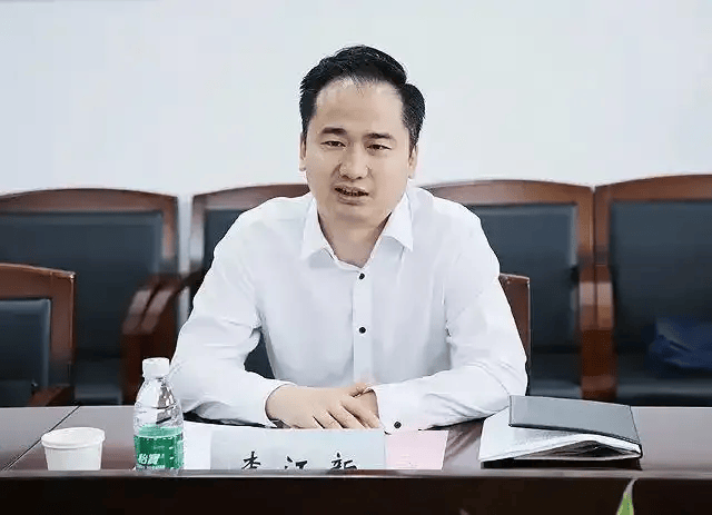 江苏援藏前方指挥部党委书记、拉萨市委副书记李江新<strong></p>
<p>zak币虚拟币</strong>,拟任正厅