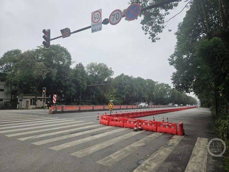 成都一辆客车撞上货车<strong></p>
<p>zak币虚拟币</strong>,事故已致6人死亡!多部门称正在调查