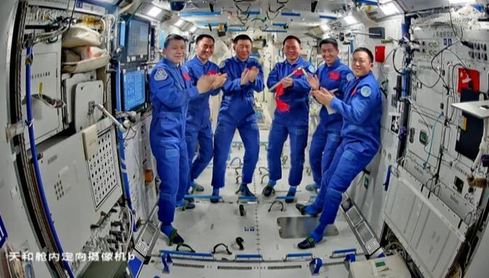 疑似遭空间微小碎片撞击<strong></p>
<p>虚拟币回流</strong>，神舟二十号返回任务将推迟进行