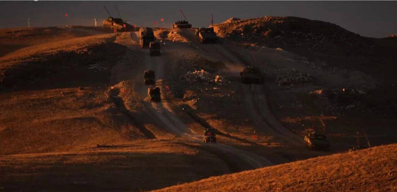 大场面！机器狗、无人机开路<strong></p>
<p>虚拟币回流</strong>，实兵对抗演练画面公布