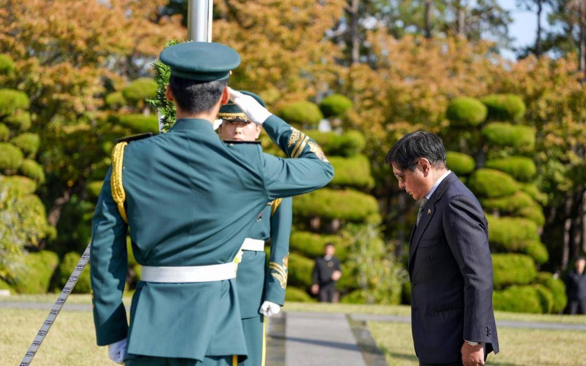 美军再度遭遇耻辱时刻：中国海军6艘战舰包围<strong></p>
<p>虚拟币停止服务怎么办</strong>，815舰插入南海演习