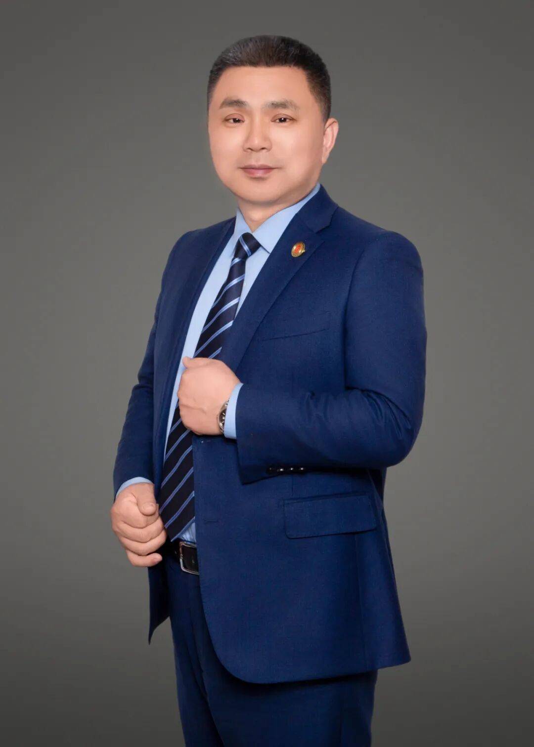 二姐夫帮忙装修房子<strong></p>
<p>虚拟币停止服务怎么办</strong>,铺瓷砖后卷走3万多装修款,这是违约还是诈骗?