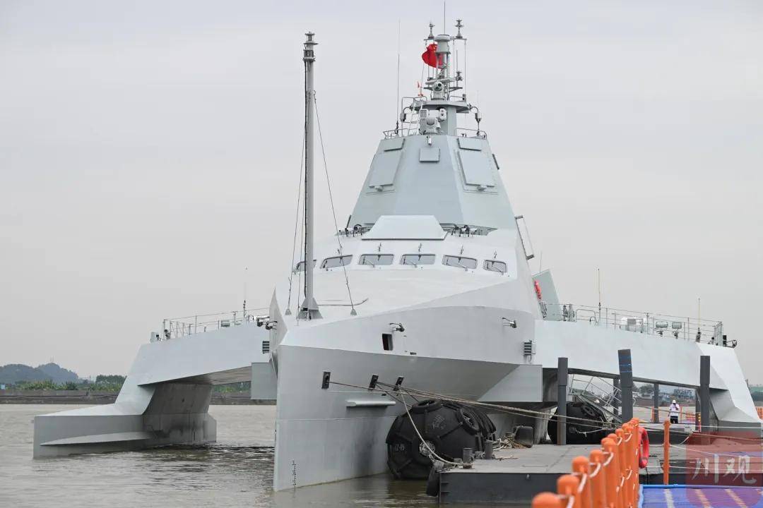 舰长65米<strong></p>
<p>虚拟币停止服务怎么办</strong>，搭载48个垂发！美媒：中国海军“半潜式武库舰”亮相！