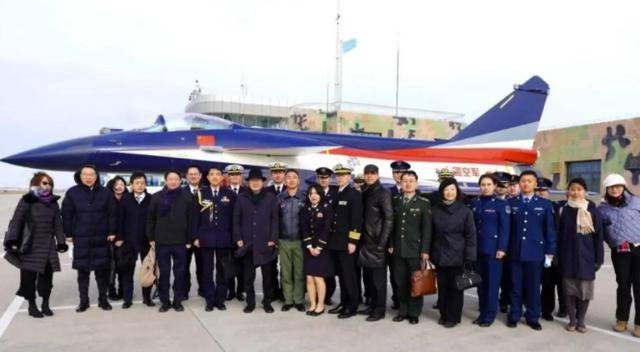 日本死不悔改<strong></p>
<p>台湾</strong>，又威胁出兵台海！关键时刻，日军官直奔解放军基地