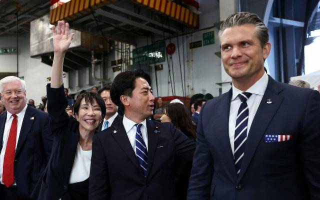 日本死不悔改<strong></p>
<p>台湾</strong>，又威胁出兵台海！关键时刻，日军官直奔解放军基地