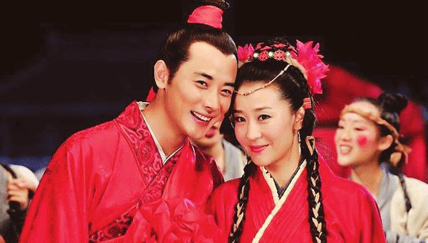 考古｜苗圃被称内娱无代餐！巅峰期隐退嫁大19岁富商<strong></p>
<p>台湾</strong>，如今儿女双全成人生赢家