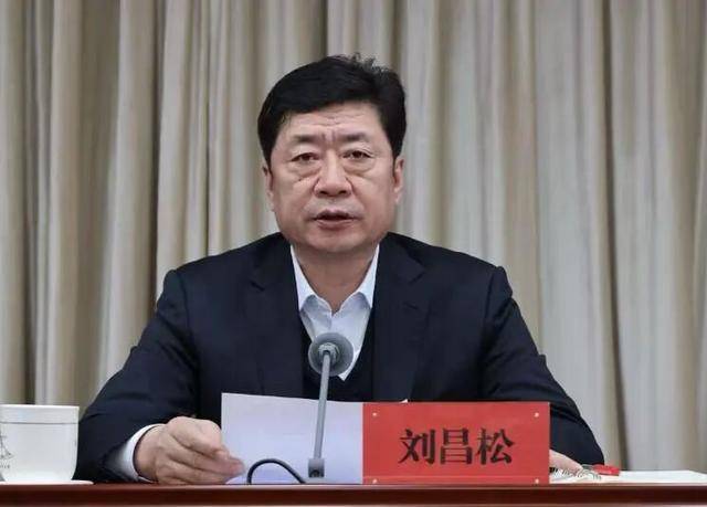 “山东第一区”新书记到任<strong></p>
<p>株洲虚拟币案件</strong>,密集走访调研企业