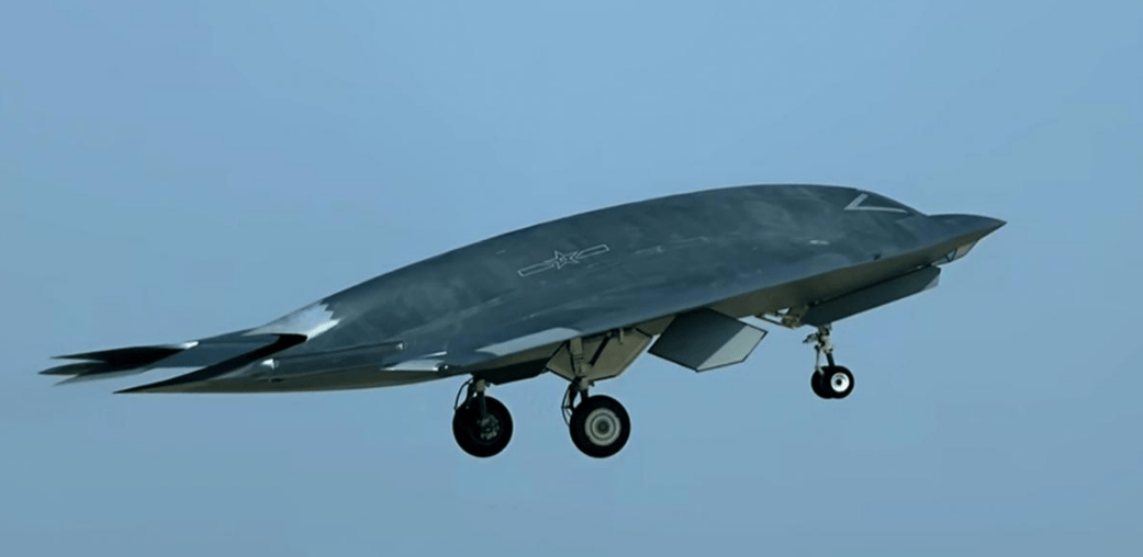 福建舰上班后<strong></p>
<p>虚拟币母币字币值钱吗</strong>,中国空军也不藏了!轰隆一声巨响,歼20旁多了架新战机