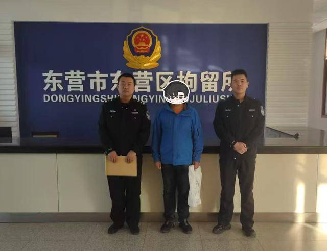 不拔钥匙的代价!男子1分钟“顺”走医院电动车<strong></p>
<p>抹茶虚拟币livecoin</strong>,广饶警方:拘留8日!