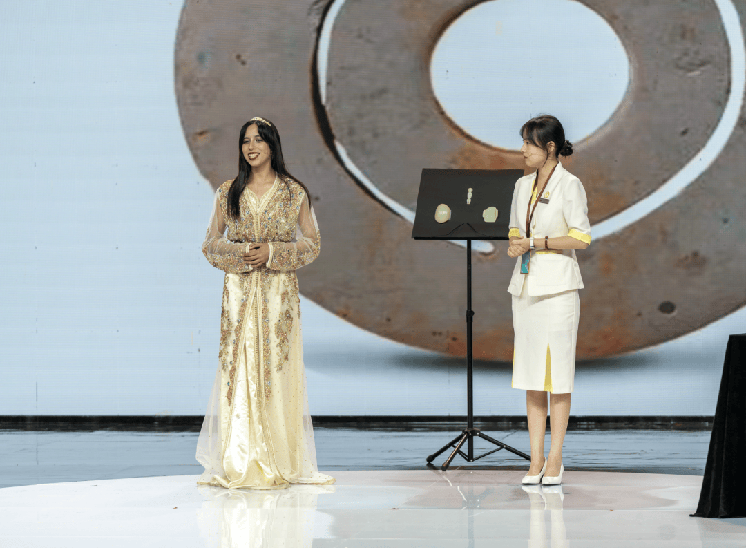 恭喜<strong></p>
<p>抹茶虚拟币livecoin</strong>！安徽工业大学摩洛哥籍留学生在“外国人讲安徽故事大赛”中获奖 | 皖美秋日