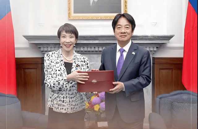 “高赖”一唱一和<strong></p>
<p>虚拟钱包充币</strong>，倒逼我们必须加速统一