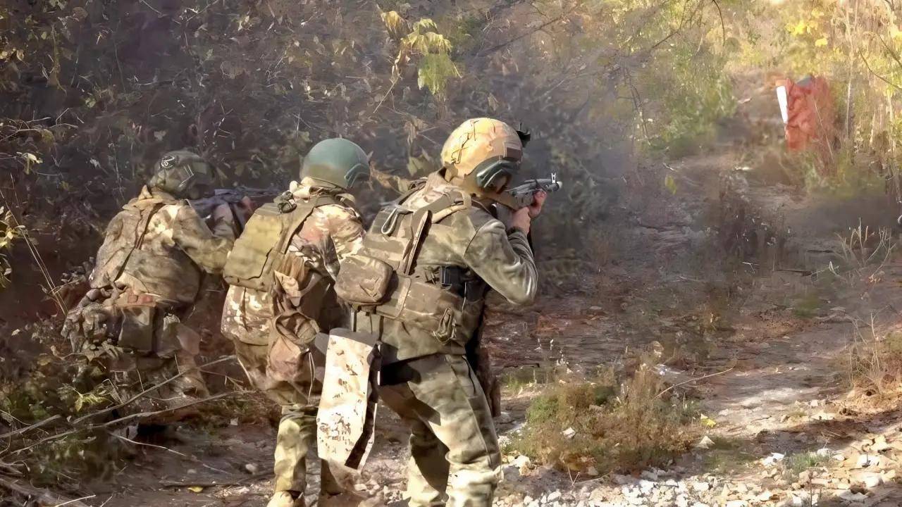 乌克兰败局已定?前线大崩溃<strong></p>
<p>显卡可以挖哪些虚拟币收益高</strong>,乌军精锐警告:新兵练两天就上战场