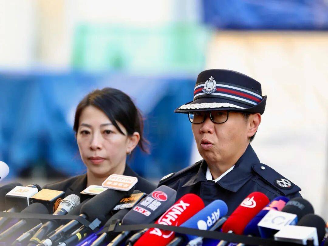 香港警方含泪哽咽通报：有的遗体已经化成灰烬<strong></p>
<p>金色财经</strong>，不排除最后未必能将所有失联人士带出来