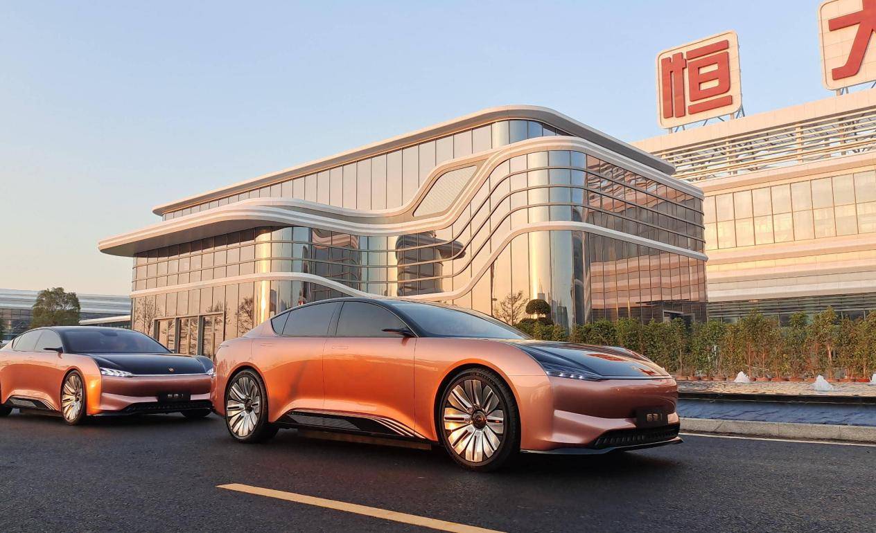 交付8万辆却蒸发5000亿市值<strong></p>
<p>虚拟币算力在算什么</strong>，雷军“抄底”小米能否对抗空头？