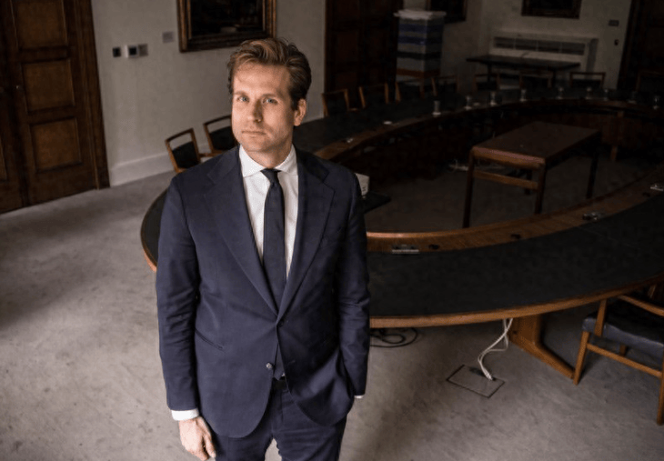 荷兰惨遭闭门羹后,卡雷曼斯临时取消访华,拒绝充当“替死鬼”