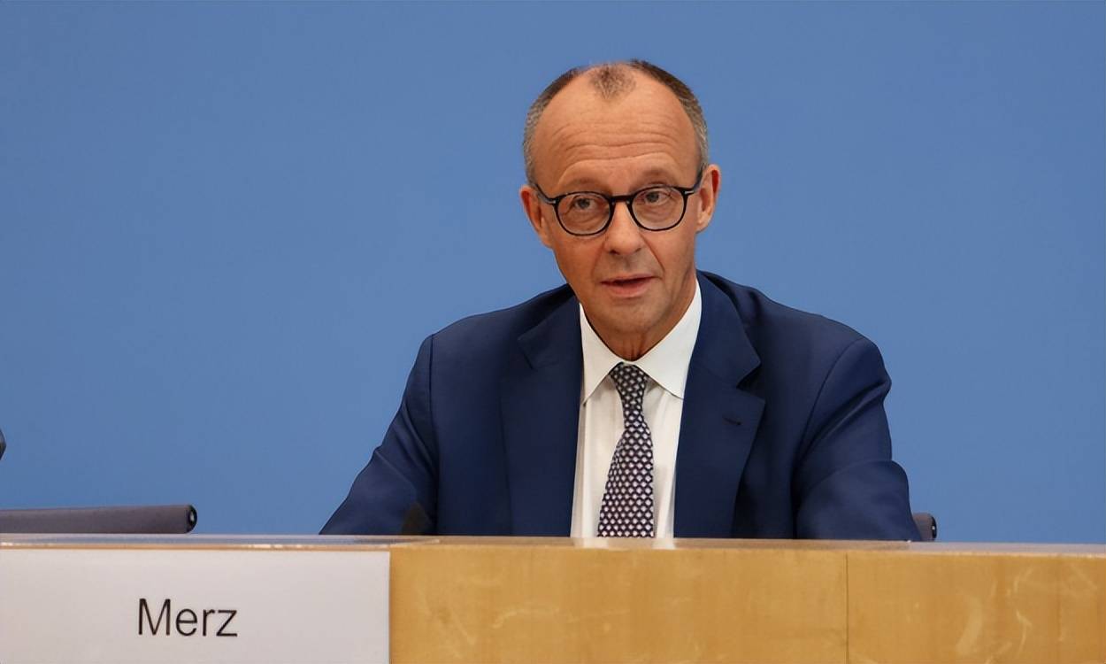 事情闹大了!俄军发射导弹<strong></p>
<p>虚拟币之间兑换</strong>,乌克兰大坝被炸断,泽连斯基向美欧求助,特朗普直接把话说透