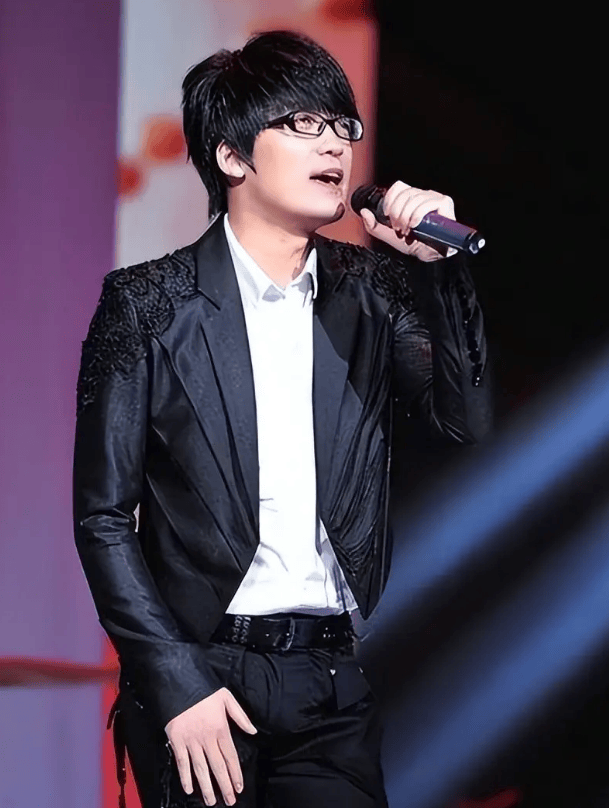 考古|玖月奇迹被曝已复婚<strong></p>
<p>虚拟币之间兑换</strong>,王小玮疑似怀孕小腹隆起,为何两人至今不同台演出?