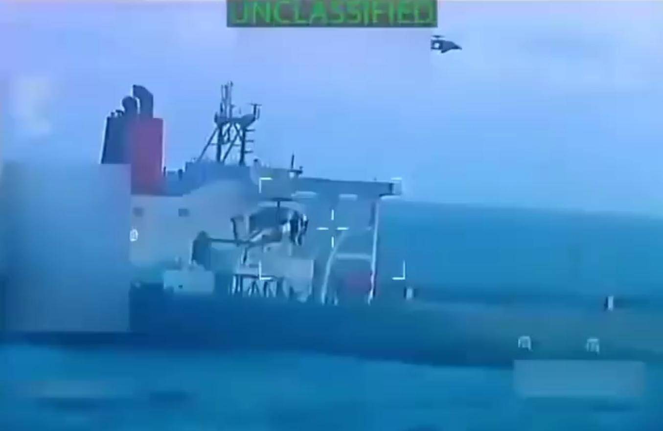 比导弹打击更狠!美军空降油轮<strong></p>
<p>mci虚拟币</strong>,抢110万桶石油,打击中俄古委伊