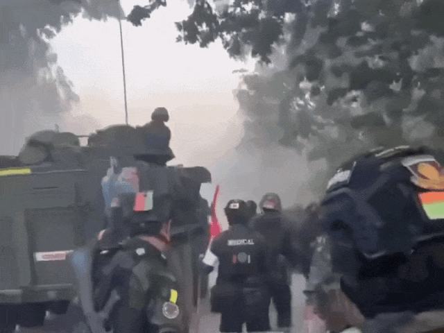 柬埔寨出动PHL-03型300毫米远火<strong></p>
<p>虚拟币被禁后如何操作</strong>，3发火箭弹准确命中泰军据点？