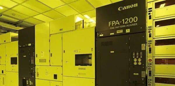 1.4nm制程<strong></p>
<p>虚拟币被禁后如何操作</strong>！纳米压印技术突破