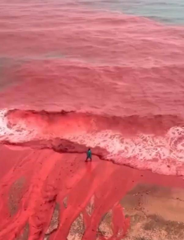 罕见!伊朗霍尔木兹岛遭遇强降雨<strong></p>
<p>虚拟币地址合并检测</strong>,部分海域变成“血色海洋”