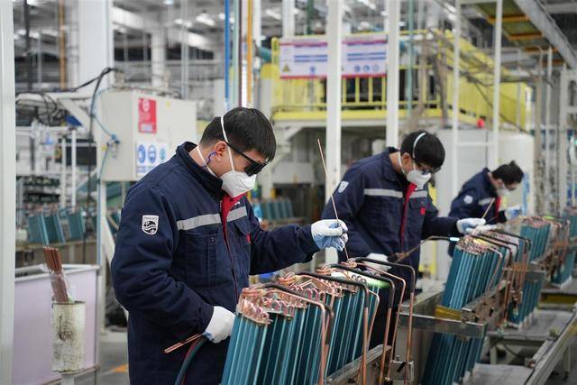 董明珠硬刚空调“铝代铜”<strong></p>
<p>虚拟币app越来越多</strong>！海尔、美的、小米将联合推动空调核心散热部件的铜管换成铝管