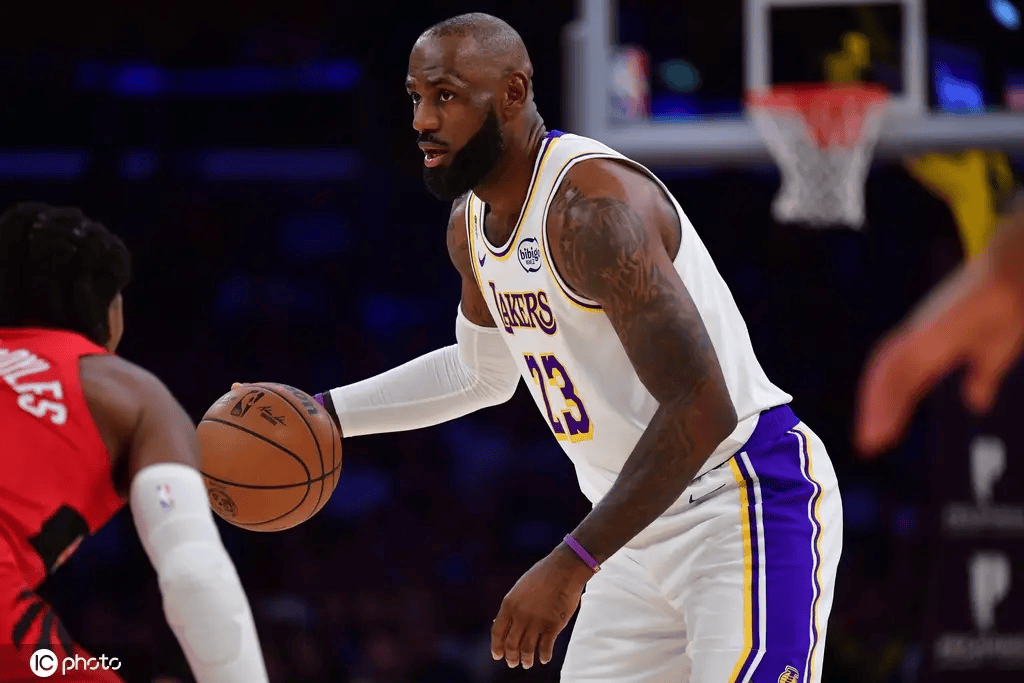 詹姆斯生涯最大危机来了 这次湖人是想逼走他吗<strong></p>
<p>虚拟币风险查询</strong>？