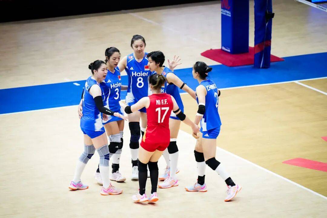新赛季国际赛场首秀，中国女排0比3不敌捷克女排